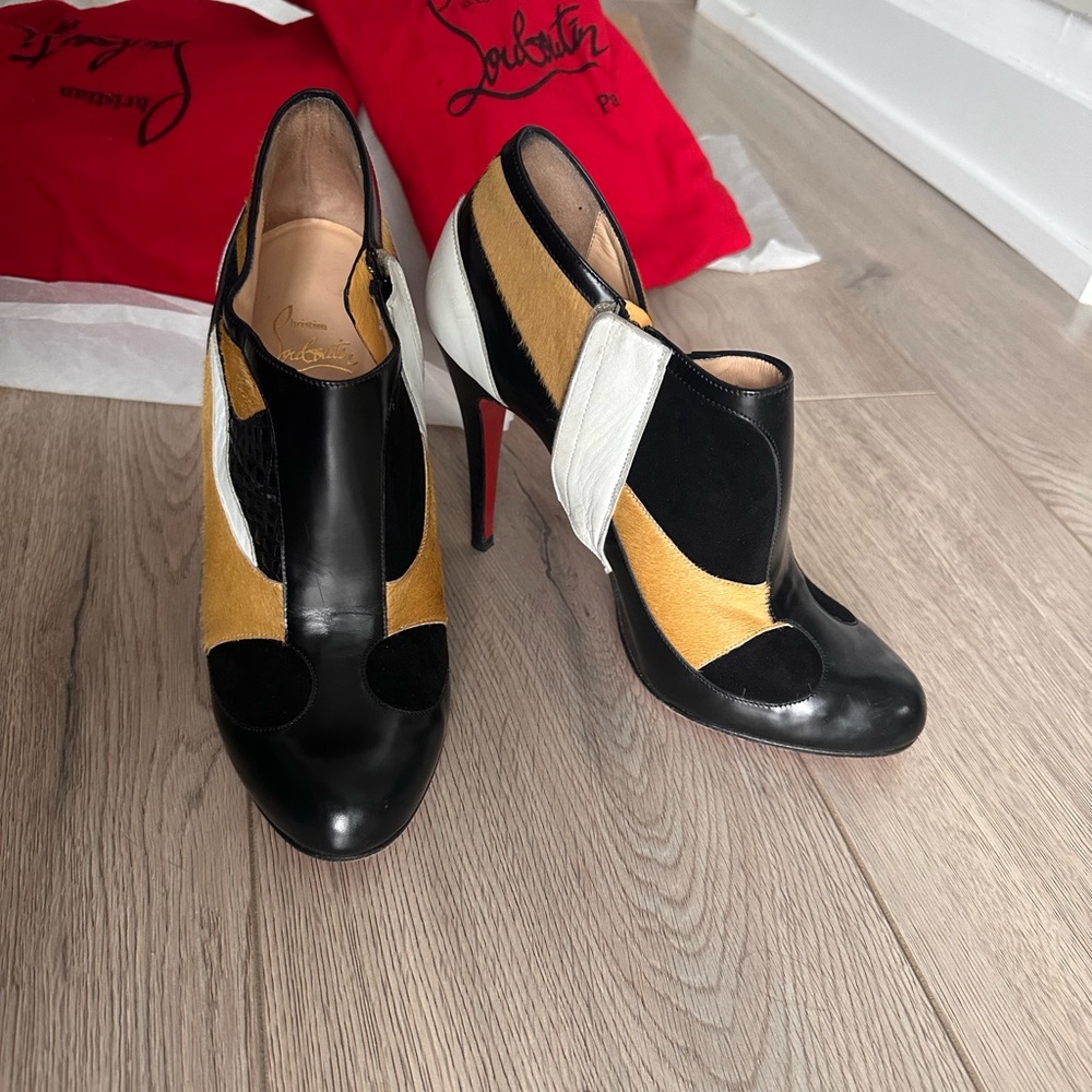 Christian Louboutin Ankle Boots IT 41 US 9.5